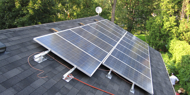 Schindeldach-Solarmontage-PV-Flashing